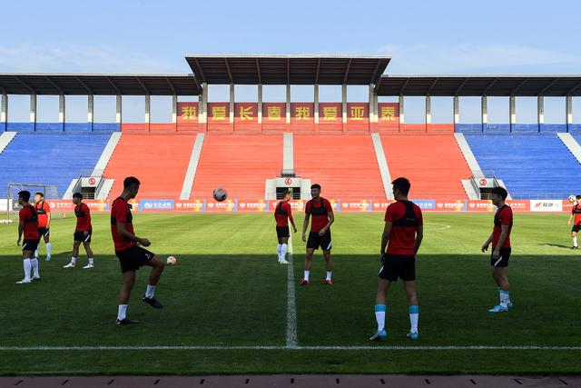 浙江队签约外援盖比-约克 曾效力魔术和步行者